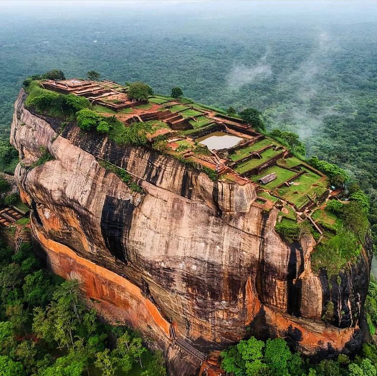 Lion’s Rock fortress – Sigiriya, SriLanka